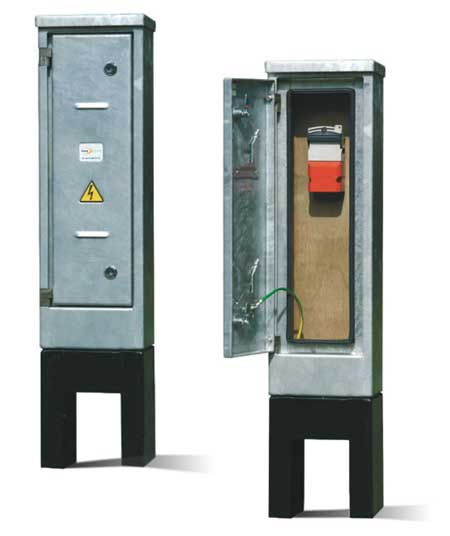 Lucy Lighting Fortress Feeder Pillars - Traffic Signal
