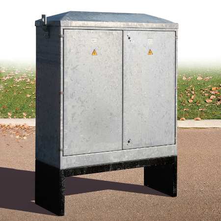 Lucy Fortress Feeder Pillars, Galvanised Steel - Size 20